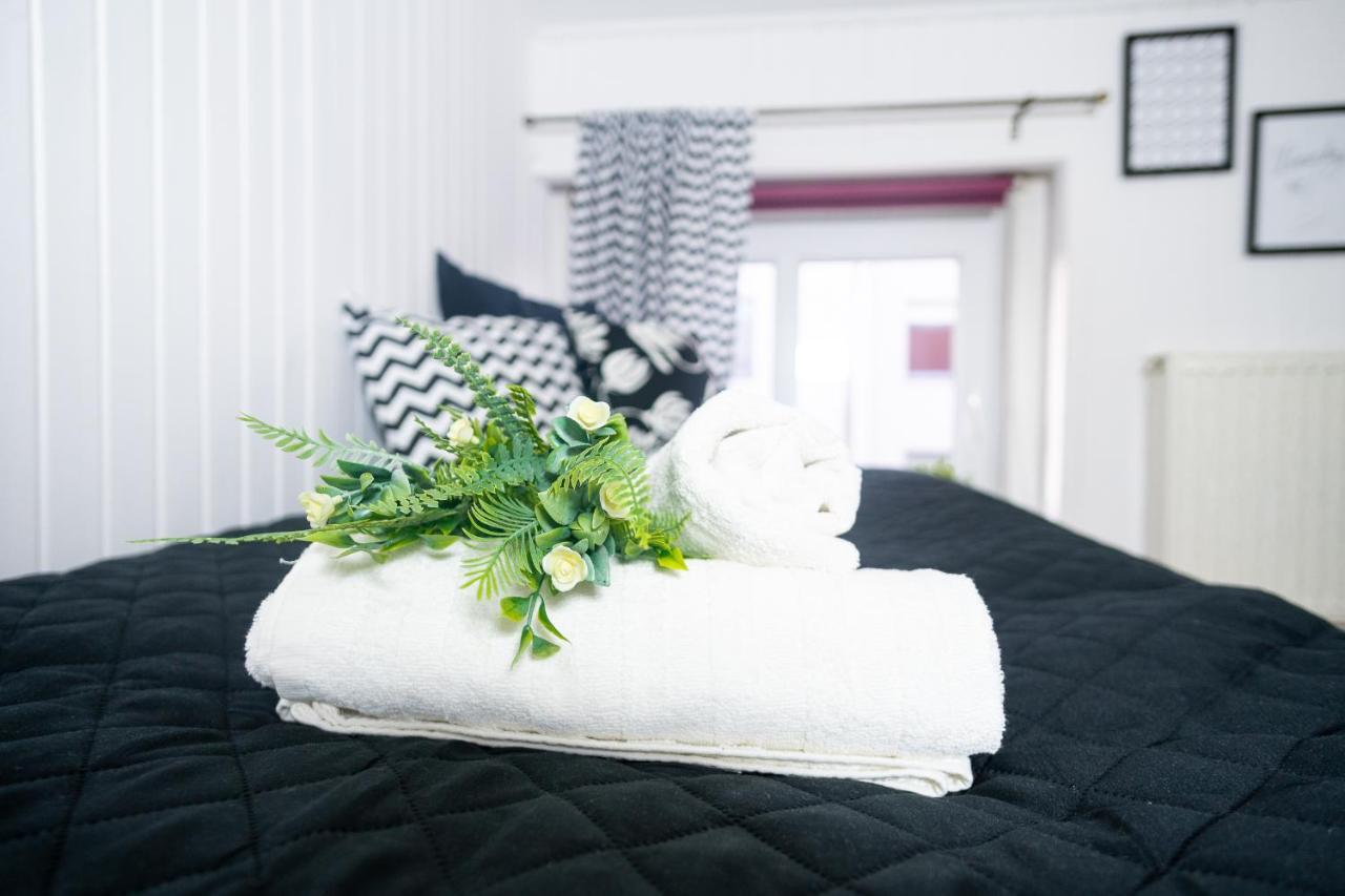Cosy & Comfy - Old Town Apartment Poznan Luaran gambar